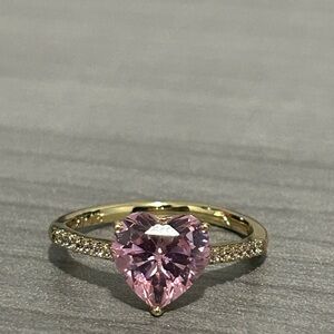 💗 NWOT-Gold Filled Pink CZ Heart Ring | Size 8 💗